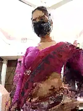 Puja-Rane online show from 12-17-25, 05:08