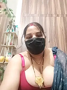 Snapshot of Sexybhabhi6 chatting on 06-24-26, 01:43 Sexybhabhi6 online show from 06-24-26, 01:43