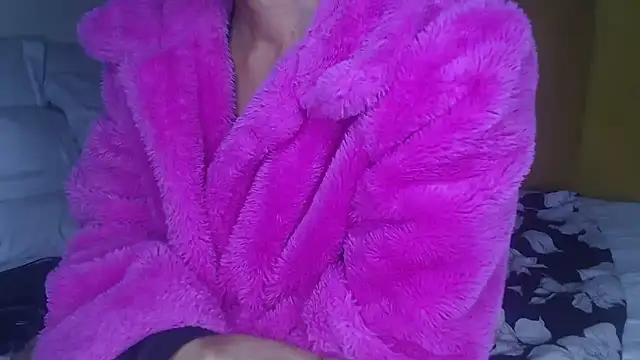 Bella 2025 online show from 07-08-26, 02:49