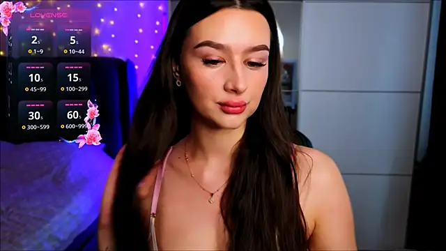 Veronica Larsson online show from 02-24-26, 08:23