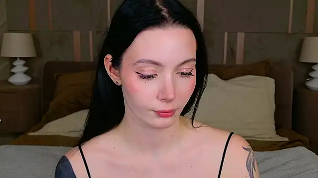 Goldy Stark online show from 11-26-25, 08:43