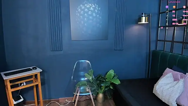aliceandsia online show from 06-21-26, 12:30