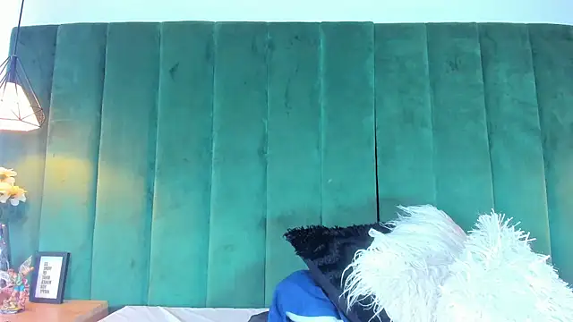 kittyy milk 001 online show from 09-28-25, 08:14