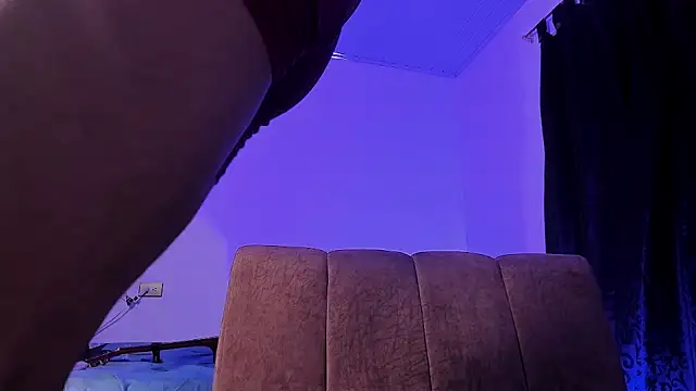 Snapshot of Cj_davis_ chatting on 10-16-25, 03:51 Cj davis online show from 10-16-25, 03:51