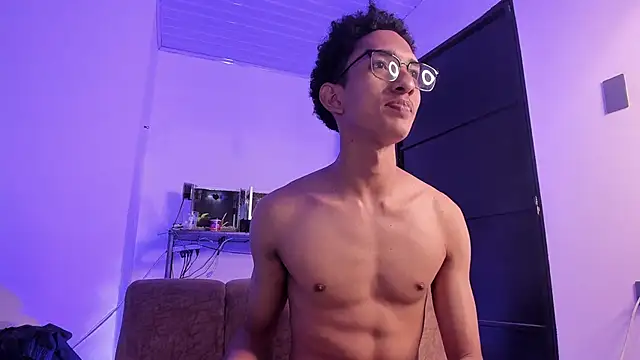 Snapshot of Cj_davis_ chatting on 11-03-25, 06:47 Cj davis online show from 11-03-25, 06:47