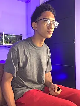 Snapshot of Cj_davis_ chatting on 11-14-25, 11:42 Cj davis online show from 11-14-25, 11:42