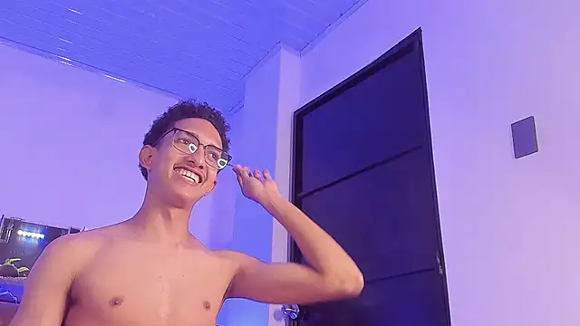 Snapshot of Cj_davis_ chatting on 11-16-25, 09:53 Cj davis online show from 11-16-25, 09:53