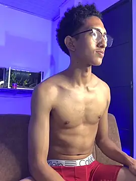 Snapshot of Cj_davis_ chatting on 11-22-25, 03:49 Cj davis online show from 11-22-25, 03:49