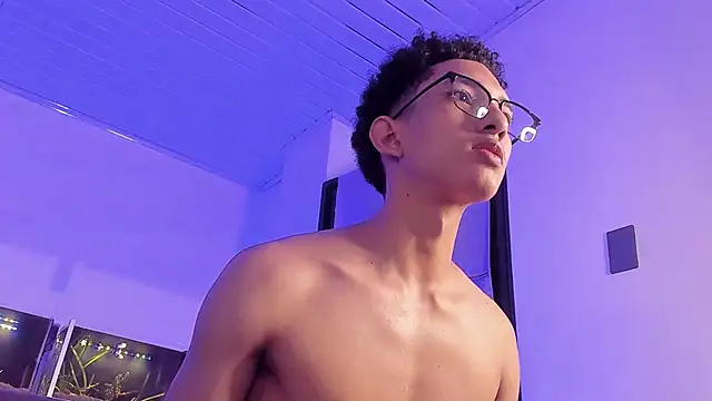 Snapshot of Cj_davis_ chatting on 11-28-25, 01:30 Cj davis online show from 11-28-25, 01:30