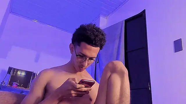 Snapshot of Cj_davis_ chatting on 11-29-25, 03:42 Cj davis online show from 11-29-25, 03:42