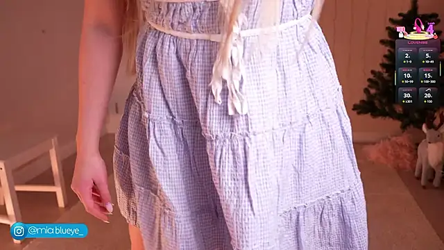 Miablueye online show from 02-15-26, 03:20