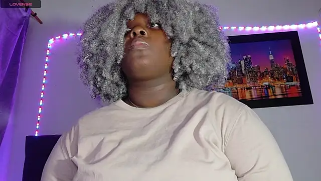 ebony NeighborMoans online show from 04-25-26, 02:58