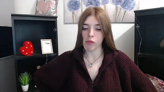 Snapshot of JuiceLips__ chatting on 10-29-25, 01:35 JuiceLips online show from 10-29-25, 01:35