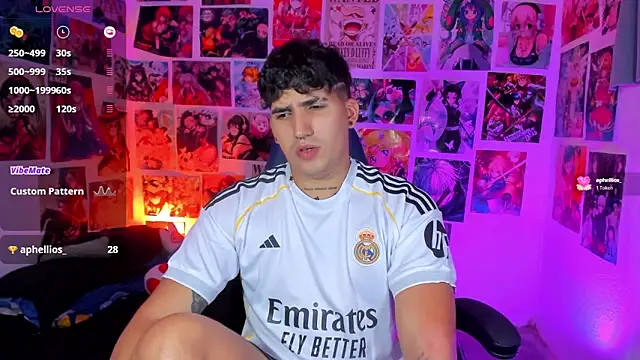 Snapshot of Saturn_boy chatting on 11-01-25, 05:09 Saturn boy online show from 11-01-25, 05:09