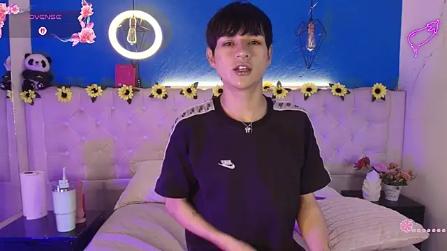 AleAurarashi online show from 04-02-26, 07:39