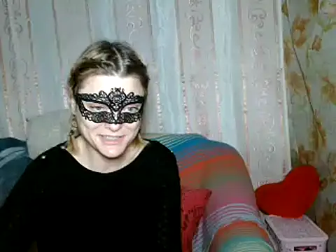 Miss Nona online show from 12-15-25, 12:09