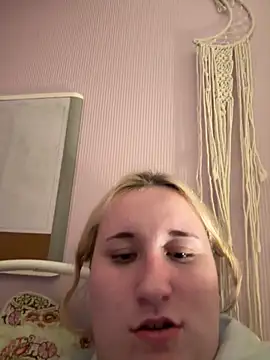 imawhorenslut19 online show from 04-10-26, 03:34