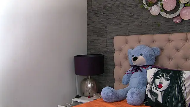 VannyFoxx online show from 03-27-26, 03:23