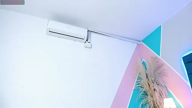 mara winters  online show from 12-21-25, 12:01