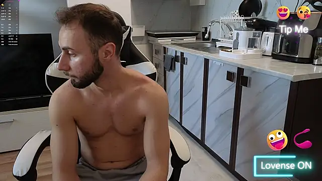 Snapshot of RyanStorm_ chatting on 10-22-25, 11:21 RyanStorm online show from 10-22-25, 11:21