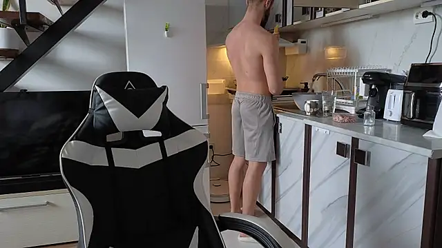 Snapshot of RyanStorm_ chatting on 10-24-25, 10:22 RyanStorm online show from 10-24-25, 10:22