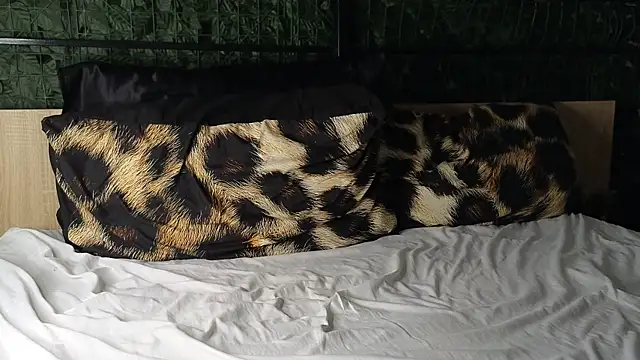 Snapshot of RyanStorm_ chatting on 10-24-25, 10:28 RyanStorm online show from 10-24-25, 10:28