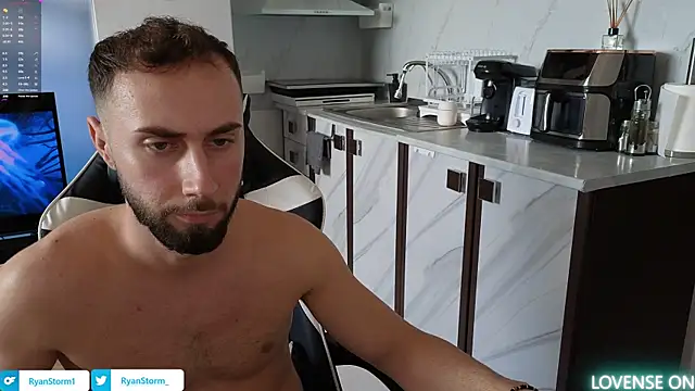 Snapshot of RyanStorm_ chatting on 10-30-25, 10:38 RyanStorm online show from 10-30-25, 10:38