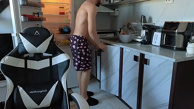 Snapshot of RyanStorm_ chatting on 11-04-25, 01:54 RyanStorm online show from 11-04-25, 01:54