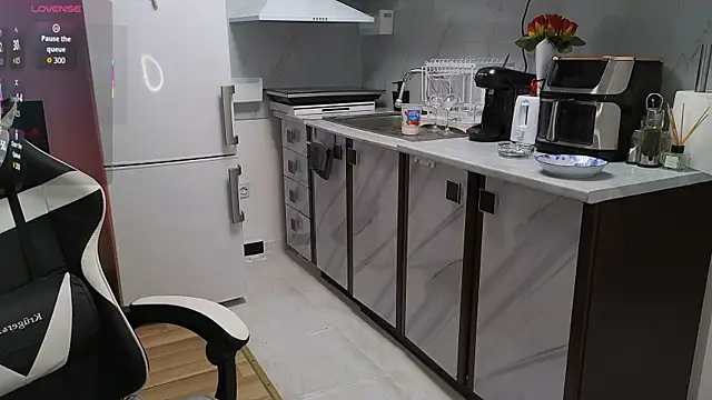 Snapshot of RyanStorm_ chatting on 11-08-25, 03:12 RyanStorm online show from 11-08-25, 03:12