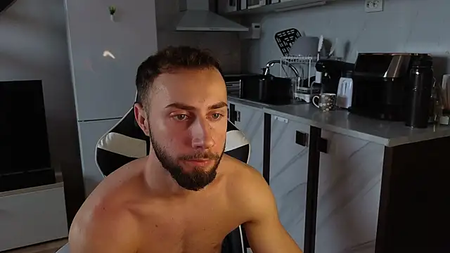 Snapshot of RyanStorm_ chatting on 11-11-25, 12:05 RyanStorm online show from 11-11-25, 12:05