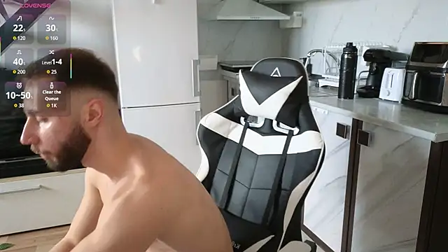 Snapshot of RyanStorm_ chatting on 11-19-25, 01:33 RyanStorm online show from 11-19-25, 01:33