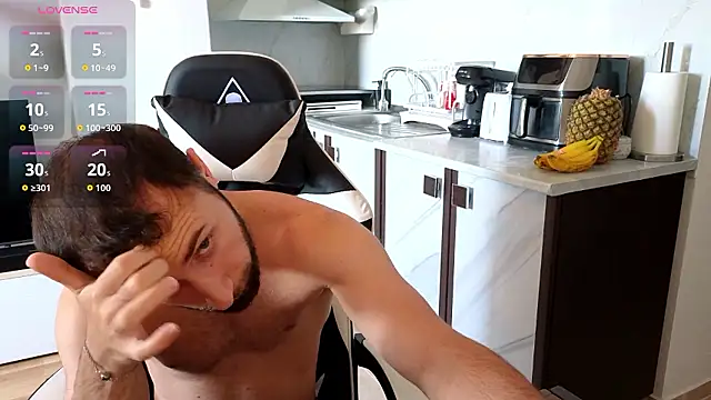 RyanStorm  online show from 07-11-26, 09:56