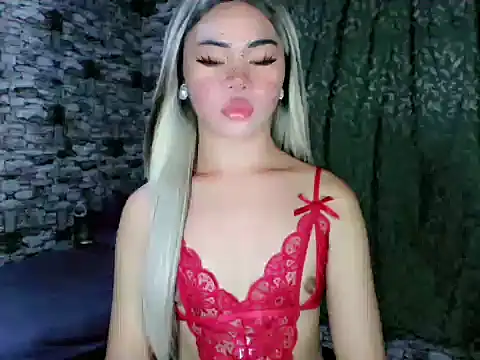 Snapshot of Naughty_celestina chatting on 03-23-26, 12:36 Naughty celestina online show from 03-23-26, 12:36