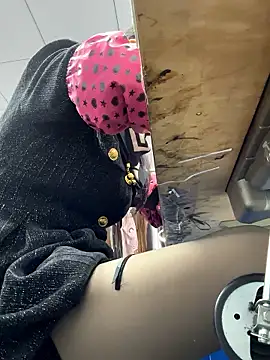 DHJM168 online show from 12-18-25, 01:11