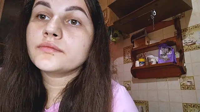 DierdreCousineau online show from 09-30-25, 07:13