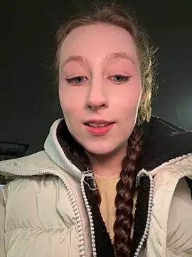 FroggyAnna online show from 11-28-25, 05:26