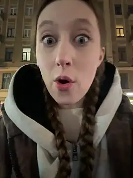 FroggyAnna online show from 03-11-26, 04:57