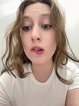 FroggyAnna online show from 07-04-26, 06:36