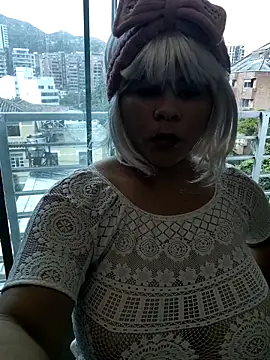 Snapshot of kamyla_69 chatting on 12-04-25, 08:06 kamyla 69 online show from 12-04-25, 08:06