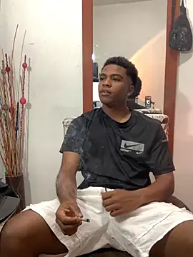 Snapshot of DEMOND_333 chatting on 09-20-25, 02:07 DEMOND 333 online show from 09-20-25, 02:07