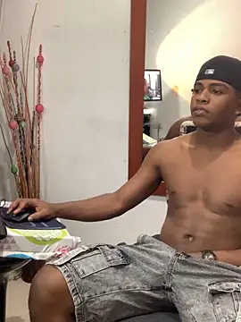 Snapshot of DEMOND_333 chatting on 09-27-25, 03:00 DEMOND 333 online show from 09-27-25, 03:00