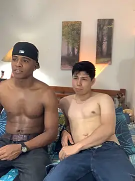 Snapshot of DEMOND_333 chatting on 10-18-25, 04:15 DEMOND 333 online show from 10-18-25, 04:15