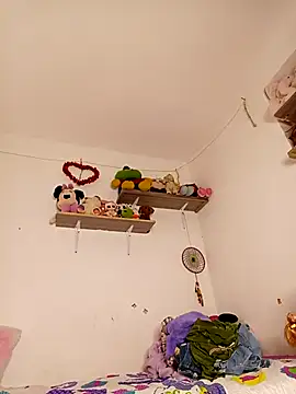 Liahdiaz  online show from 10-24-25, 07:38