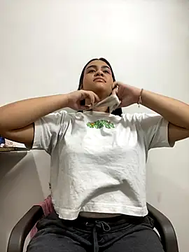 miawhithee online show from 11-27-25, 01:40