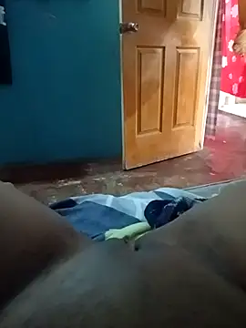 Snapshot of rouse-duque chatting on 10-18-25, 12:39 rouse-duque online show from 10-18-25, 12:39