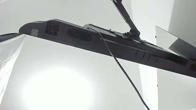 Rihanna hotx online show from 11-14-25, 02:54