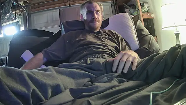 Snapshot of Tiggitytomociti chatting on 11-06-25, 11:15 Tiggitytomociti online show from 11-06-25, 11:15