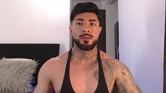 andrea de lucaa online show from 06-19-26, 04:06