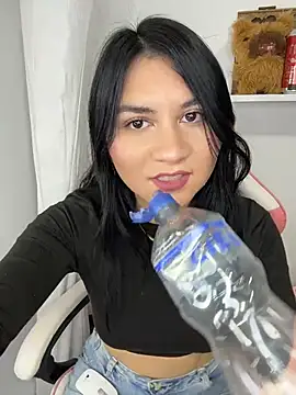 sofi sweet 7 online show from 06-30-26, 07:59