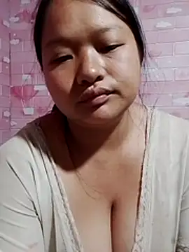 girl-babi online show from 04-23-26, 12:29